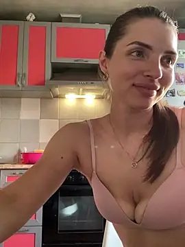 SeducingYoghourt Adlı Modelin Canlı XXX Sohbeti