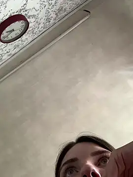 צ'אט XXX בשידור חי של SeducingYoghourt