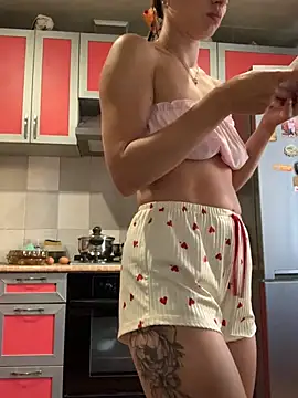 SeducingYoghourt Chat XXX live