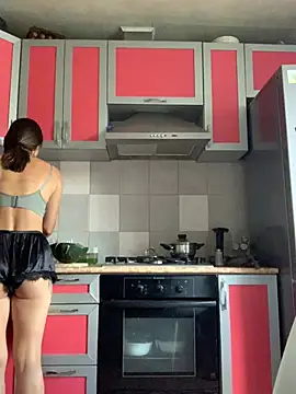 Онлайн чат XXX SeducingYoghourt