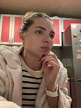 SeducingYoghourt – Kamerová šou