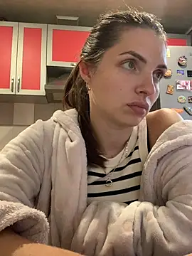 SeducingYoghourt Pertunjukan Webcam