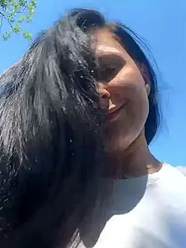 Chat soba uživo modela AlishyaJoi