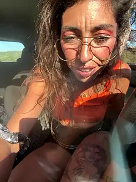 Pokazy przed kamerką – Lalla_Amani