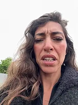 Lalla_Amani – Naživo XXX chat