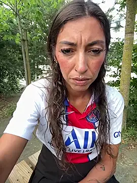 Pokazy przed kamerką – Lalla_Amani