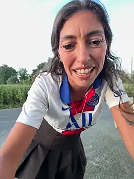 Chat +18 de Lalla_Amani ao vivo