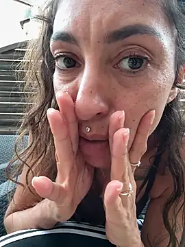 Chat XXX en directo de Lalla_Amani