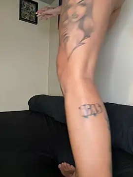 Mr_Graffitimile39's Webcam Show
