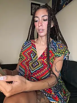 Lalla-Amani's Live XXX Chat