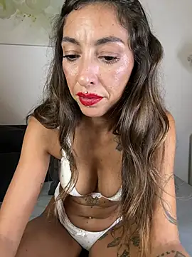 Lalla-Amani Adlı Modelin Web Kamerası Şovu