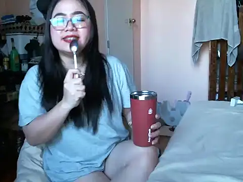 im_your_secret's Live XXX Chat