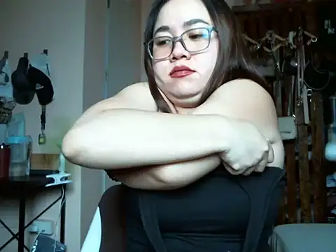 im_your_secret লাইভ XXX চ্যাট