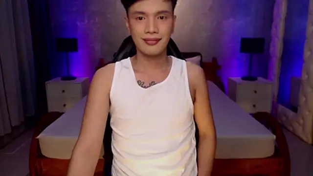 Show modela xjakolitox na web-kameri