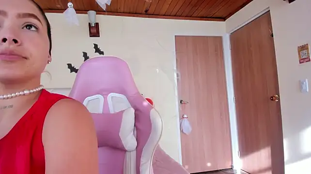 Ziahart Chat XXX live