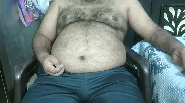 sura11311 Show Webcam