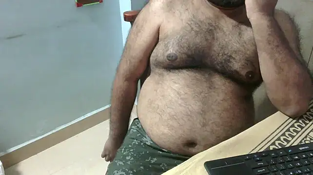 sura11311 Show in webcam