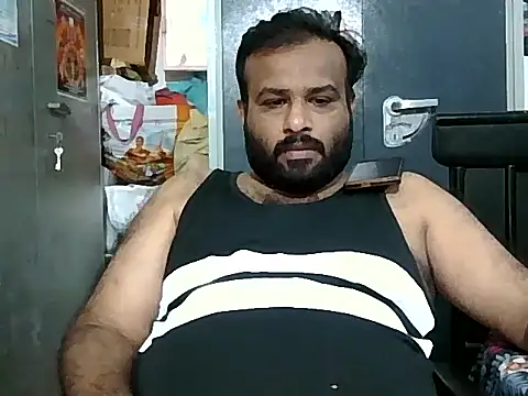 sura11311 Show Webcam
