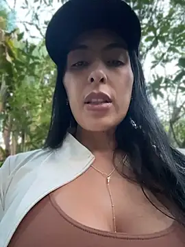 CorinVeil's Live XXX Chat
