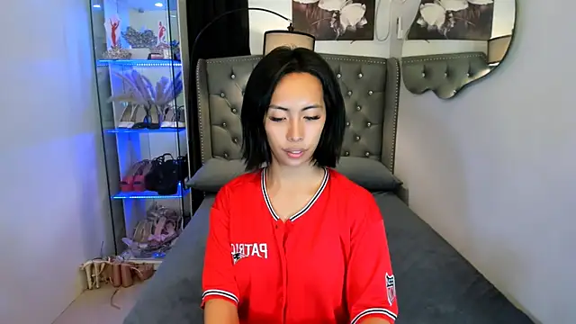 reighnempress' Webcam Show
