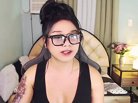 SexxyTsLoverrのウェブカメラショー