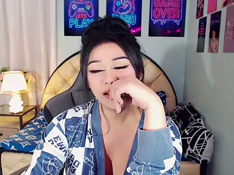 SexxyTsLoverr Webcam-Show