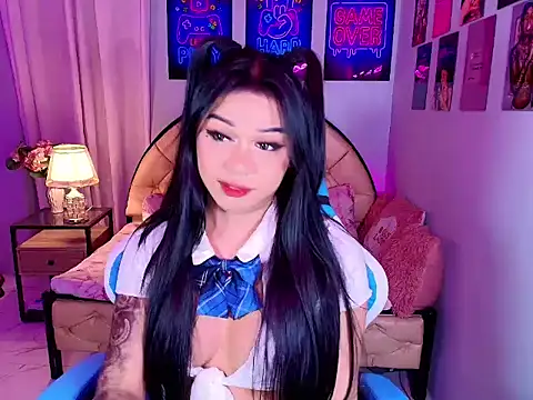 Pokazy przed kamerką – SexxyTsLoverr