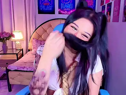 Show de SexxyTsLoverr na webcam