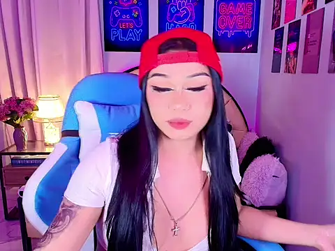 SexxyTsLoverr's Webcam Show