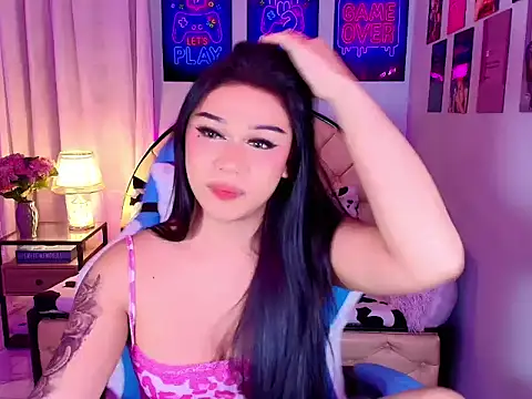 SexxyTsLoverr Webcam Show