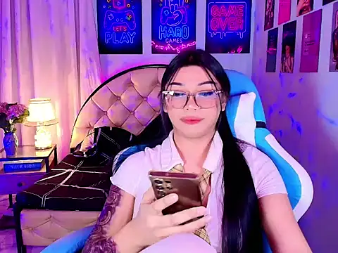 โชว์เว็บแคมของ SexxyTsLoverr