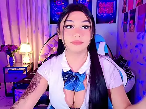 SexxyTsLoverr Adlı Modelin Web Kamerası Şovu