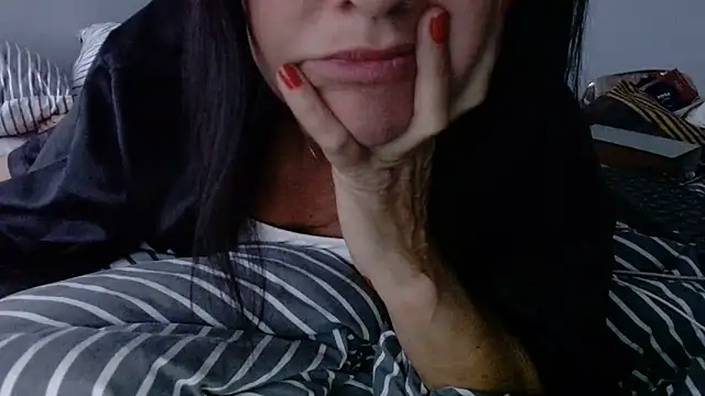 Chat +18 de Lindagoddess75 ao vivo
