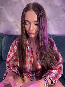 Emma_Cattn Webbikameraesitys
