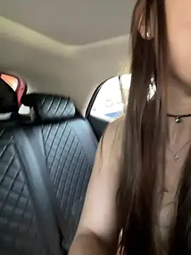 Emma_Cattn Webbikameraesitys