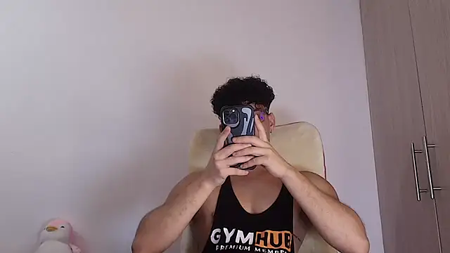 Roronoa__Zoro webkamerás műsora