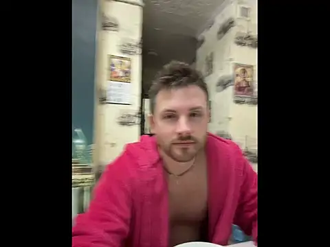 Show modela MartinBrandon na web-kameri