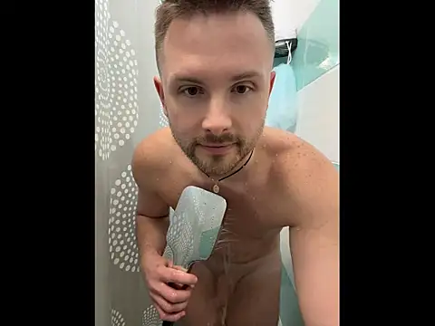 MartinBrandon 即時 XXX 聊天