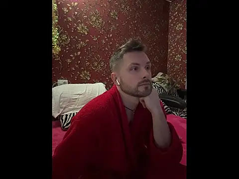 Show modela MartinBrandon na web-kameri