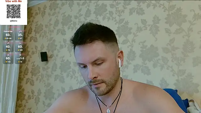 Show modela MartinBrandon na web-kameri