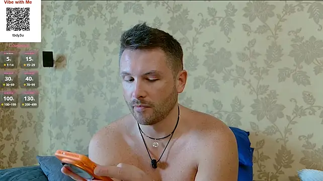 Show modela MartinBrandon na web-kameri