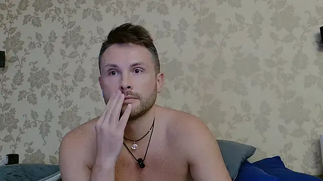 Show modela MartinBrandon na web-kameri