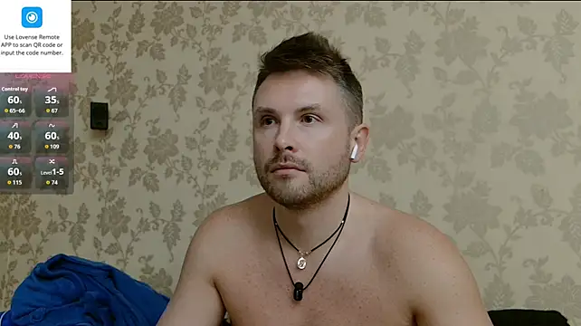 Show modela MartinBrandon na web-kameri
