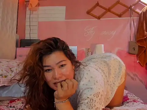 Lady_Di69 现场XXX聊天