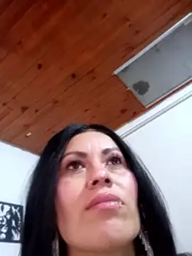 Tania_matureのライブXXXチャット
