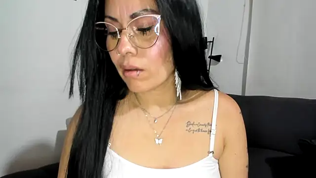 Tania_mature: онлайн-секс-чат