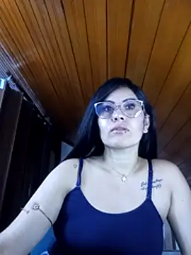 Tania_mature – live chatrum