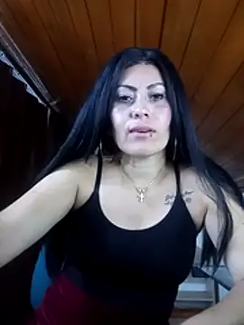 Tania_mature: απευθείας συνομιλία ΧΧΧ