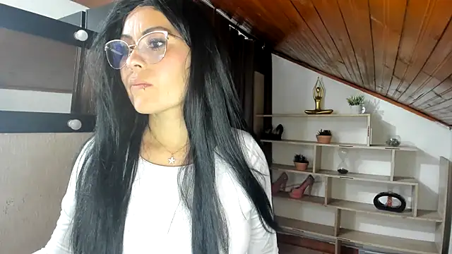 Tania_matureのライブXXXチャット