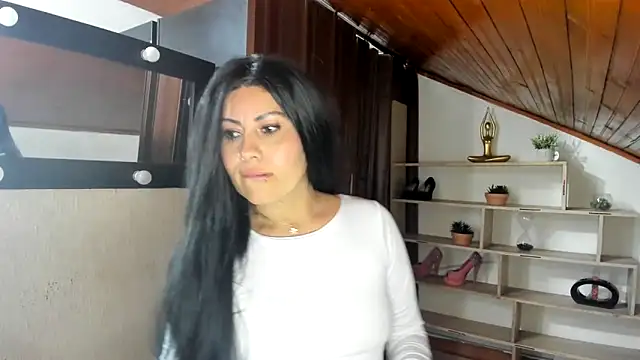 Tania_mature's Live XXX Chat